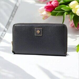 Tory Burch Clara Zip Pebbled Leather Continental Wallet